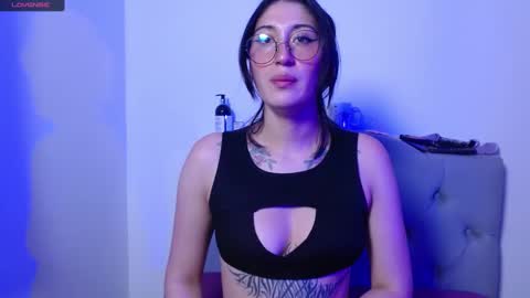 IG     OF red moonn online show from January 8, 11:32 am