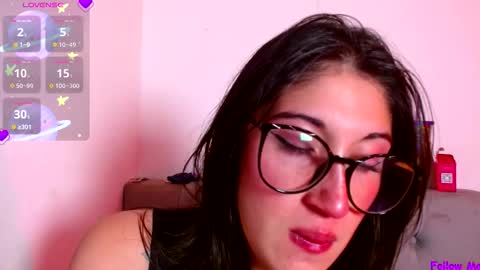 IG     OF red moonn online show from December 13, 10:27 pm