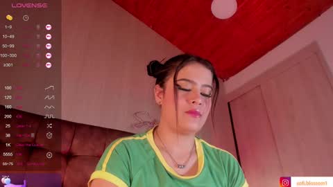 Sofi Blossom  online show from March 8, 8:46 pm