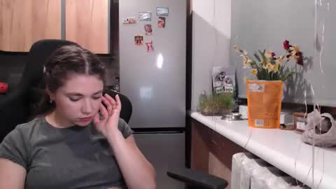 Sofi online show from April 19, 6:10 pm