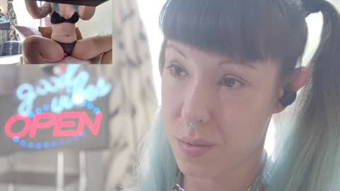 Sofi Mora online show from October 18, 1:36 pm