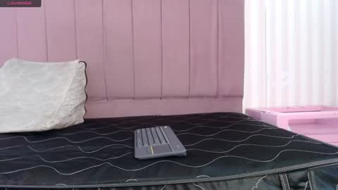 Susy online show from December 9, 7:29 pm