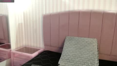 Susy online show from February 6, 7:18 pm