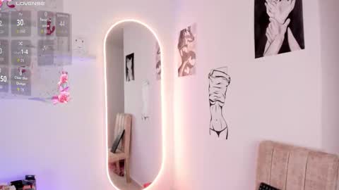 sofia_cley online show from September 28, 3:28 pm