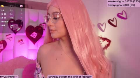 Sofi online show from February 15, 11:39 am