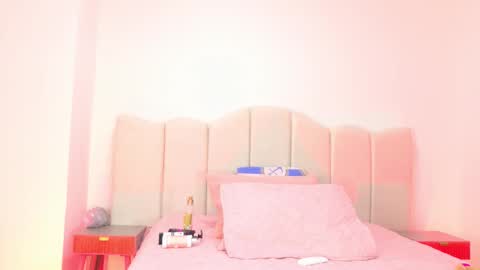 Sofia online show from December 4, 3:20 am