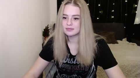 sofia_rosemary online show from December 24, 11:17 am