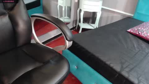 Sofa online show from February 22, 11:13 am