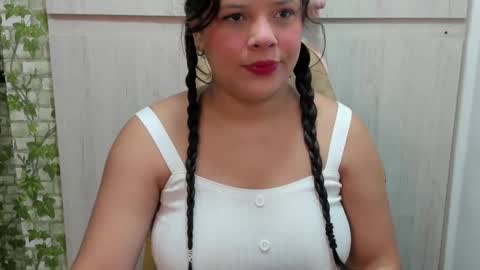 sofiaabigboobs online show from September 29, 12:32 pm