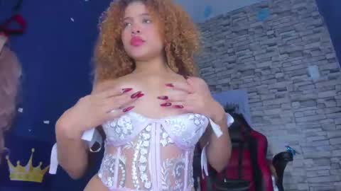 sofiacastillo01 online show from February 9, 11:15 pm