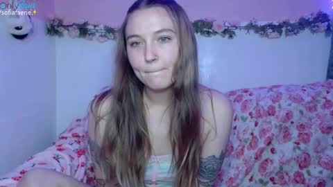 sofiafaerie online show from October 25, 3:36 am