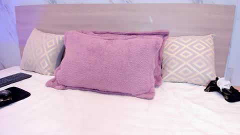 SOFI  online show from November 23, 7:59 pm