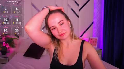 Sofie online show from November 7, 2:06 am