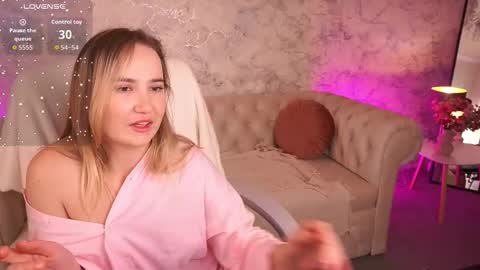 Sofie online show from October 4, 11:42 pm