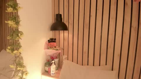 Sofie online show from December 19, 3:04 pm