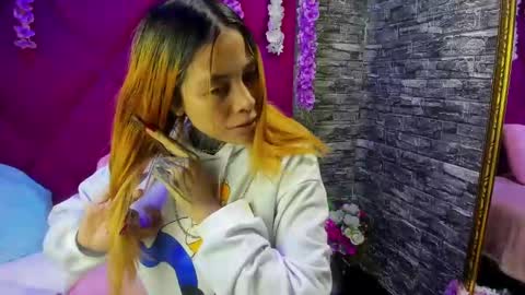 sofii_anal_ online show from November 12, 2:20 am