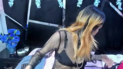 sofii_anal_ online show from December 2, 2:35 am