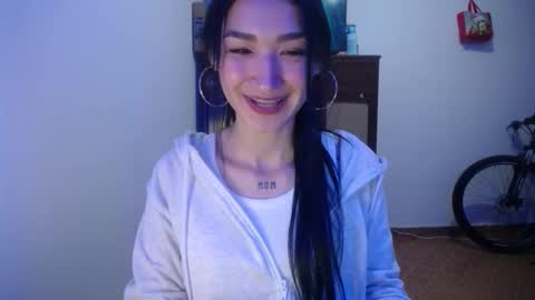 sofii_cute01 online show from November 25, 9:37 pm