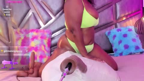 KELLY-HILL online show from February 18, 12:39 pm