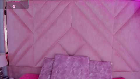 sofii_jones online show from October 2, 9:09 pm