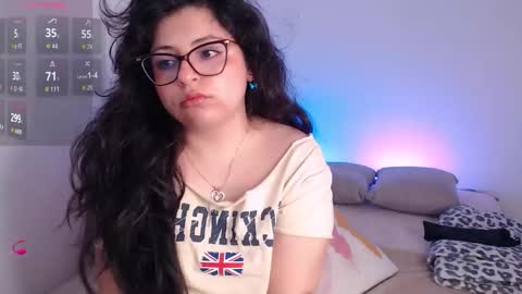 Laura   .....  online show from February 17, 9:03 pm