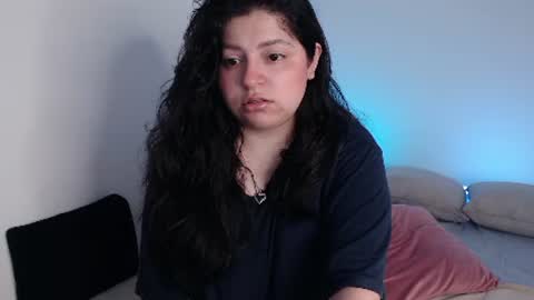 Laura   .....  online show from October 5, 12:15 am