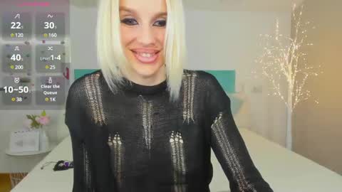 Lana online show from February 10, 11:55 pm