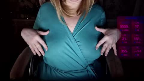 Hi Im Sofia             online show from December 19, 1:25 pm