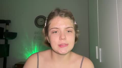 Ilisabet online show from April 2, 1:08 pm