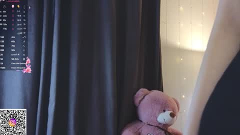 Elly online show from November 11, 6:31 am