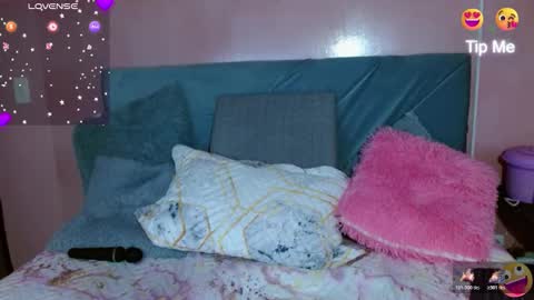 sofy cutte  transmission Colombian time 1400 pm - 2145 pm online show from November 24, 8:44 pm