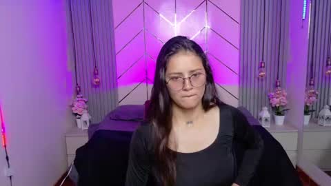 Sofy online show from June 17, 9:38 pm
