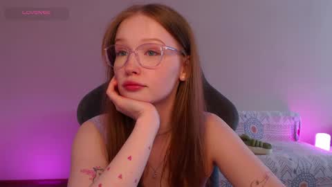 Jennifer Jenny Jen online show from March 30, 9:31 am