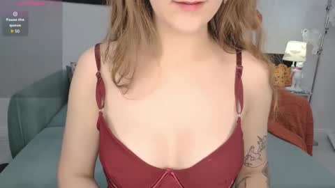 SolarAlice online show from September 29, 8:25 pm