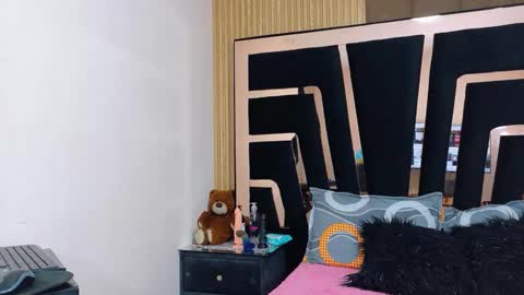 Sol Evans online show from September 11, 2:06 pm