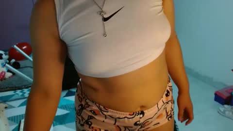 soniafuckboobs online show from March 11, 11:37 pm