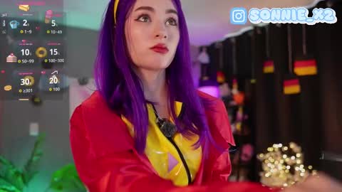 Sonnie online show from October 1, 1:49 pm