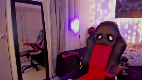 sophie online show from February 5, 5:09 am