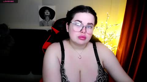 sophia__olsen online show from January 29, 6:33 am