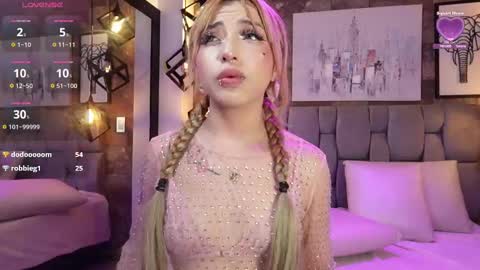 Sophia online show from September 11, 1:55 pm