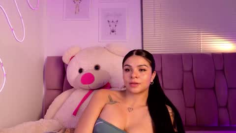 Sophia Carson online show from November 25, 10:54 pm