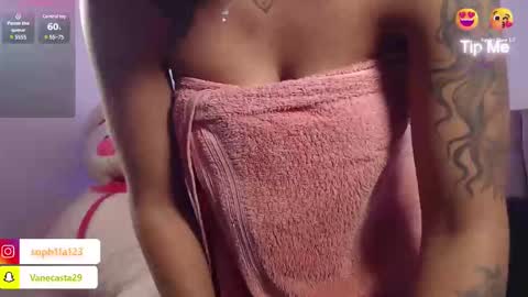 Sophia Carson online show from December 19, 10:34 am
