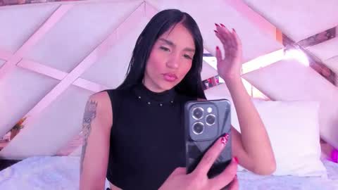 Sophia Paris online show from October 29, 9:28 pm