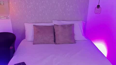 Sophia  online show from November 28, 6:16 am