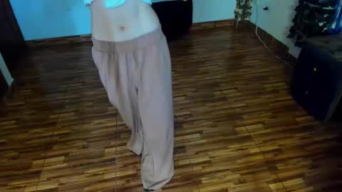 sophiamiller6 online show from April 9, 1:16 pm