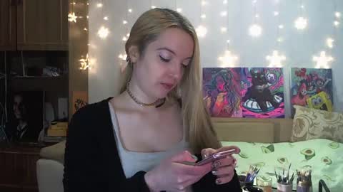 SophiaSonata online show from December 4, 2:37 pm