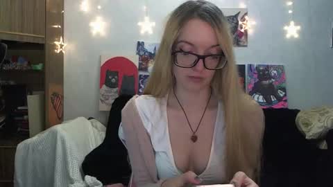 SophiaSonata online show from September 23, 8:40 pm