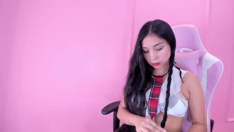 SOPHIA online show from January 3, 1:14 pm