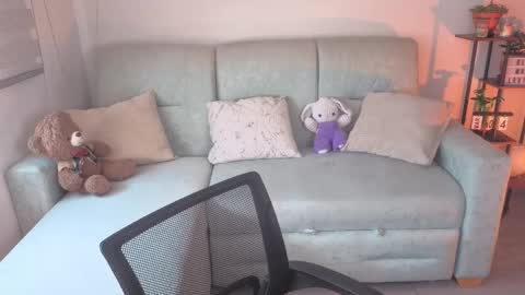 Sophie  online show from March 4, 3:18 pm