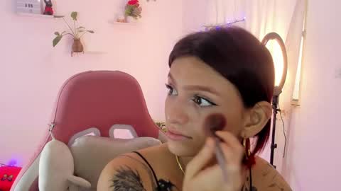 sophie doll online show from December 22, 3:55 pm